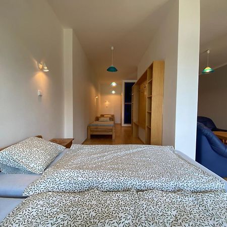 Apartman Majak U Zermanicke Prehrady Pitrov Exterior photo