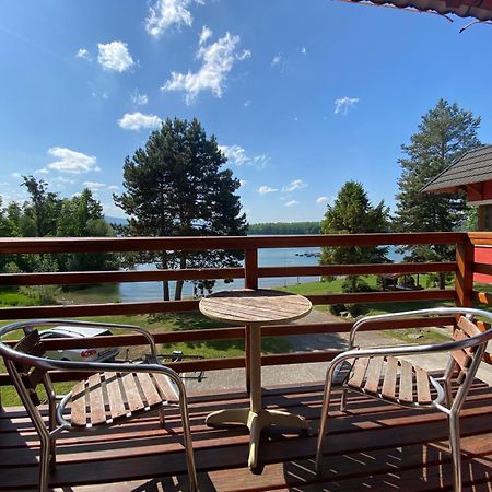 Apartman Majak U Zermanicke Prehrady Pitrov Exterior photo