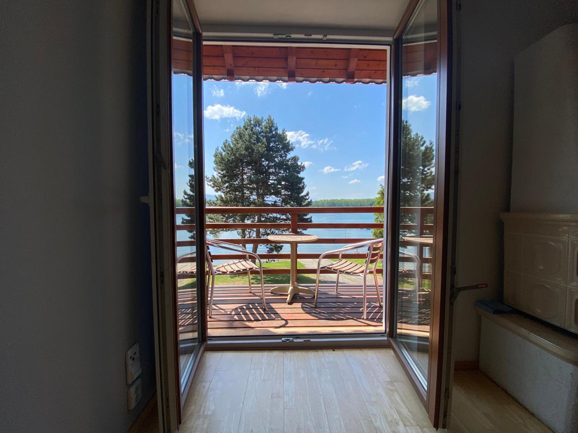 Apartman Majak U Zermanicke Prehrady Pitrov Exterior photo